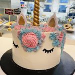 Einhorntorte in Pastellfarben
