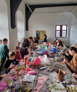 Basteln an Silvester in der Jugendherberge Diez
