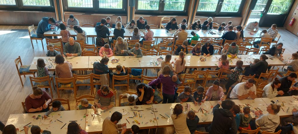 Familien basteln in der Jugendherberge Oberwesel