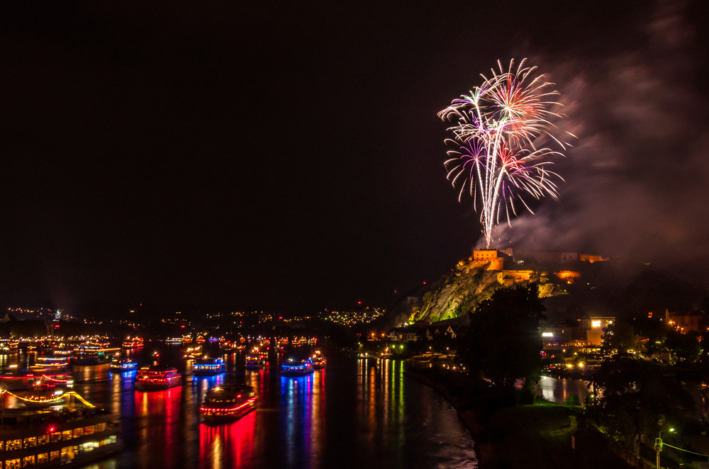 Rhein in Flammen in Koblenz © Jule_Berlin / Shutterstock.com