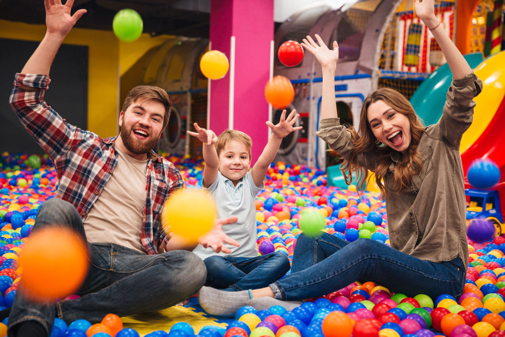 Spiel und Spaß für die ganze Familie © Dean Drobot / Shutterstock.com